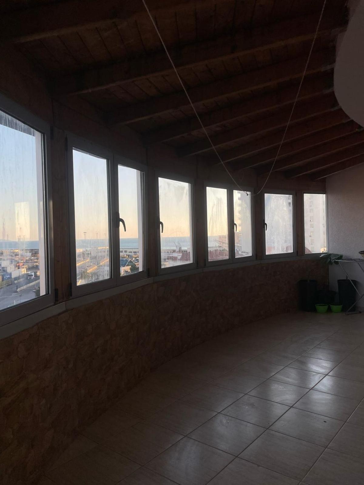 Hotel Kloest Durrës Buitenkant foto