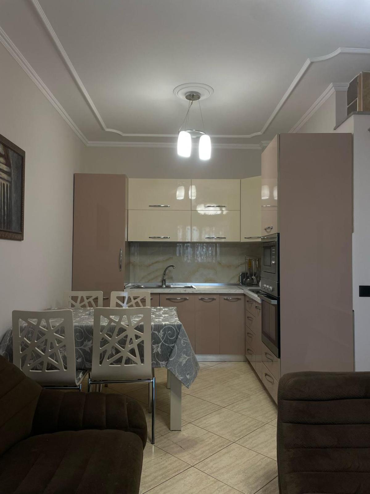 Hotel Kloest Durrës Buitenkant foto