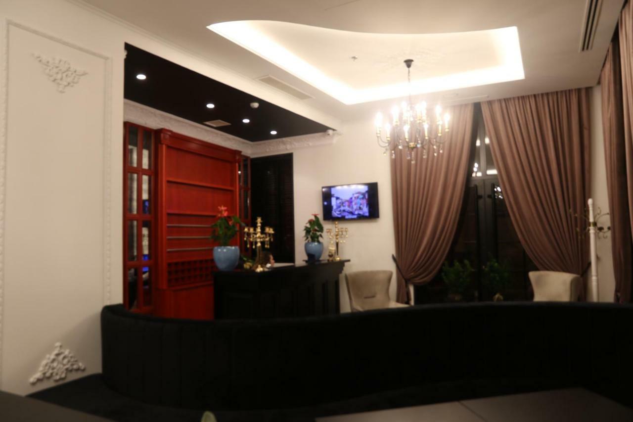 Hotel Kloest Durrës Buitenkant foto