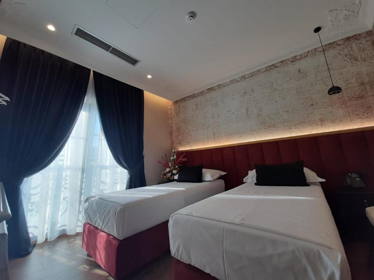 Hotel Kloest Durrës Buitenkant foto